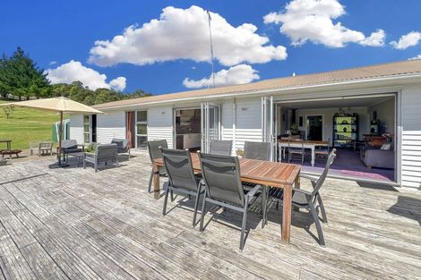 Photo of property in 960 Whangaripo Valley Road, Whangaripo, Wellsford, 0972