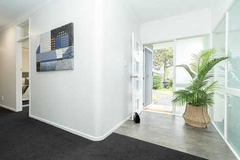 Photo of property in 2 Clements Crescent, Queenwood, Hamilton, 3210