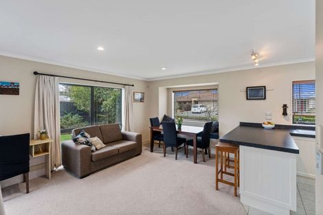 Photo of property in 8 Ernest Gray Place, Halswell, Christchurch, 8025