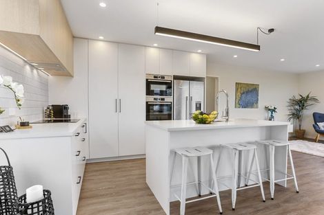 Photo of property in 53a Red Beach Road, Red Beach, 0932