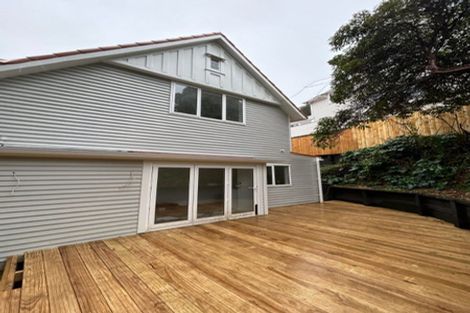 Photo of property in 8 Wilkinson Street, Oriental Bay, Wellington, 6011