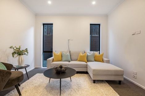 Photo of property in 18 Kuku Avenue, Red Beach, 0932