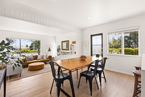 Photo of property in 23 Saint Hill Lane, Havelock North, 4130