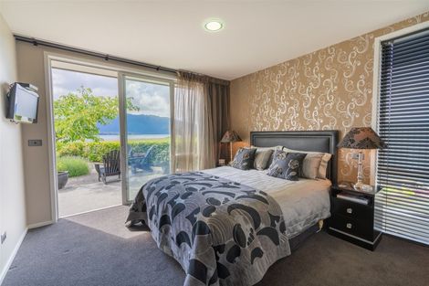 Photo of property in 140 Howden Street, Te Anau, 9600