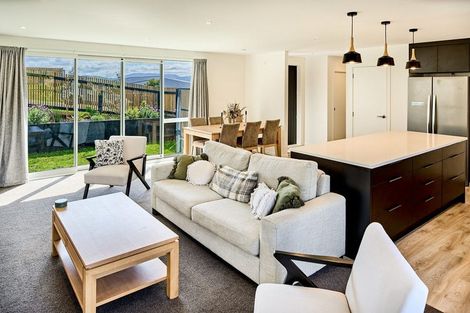 Photo of property in 10 Topsail Way, Whitby, Porirua, 5024