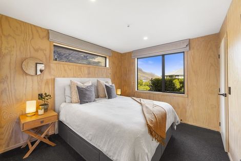 Photo of property in 13 Ashenhurst Way, Lower Shotover, Queenstown, 9304