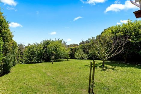 Photo of property in 30 De Luen Avenue, Tindalls Beach, Whangaparaoa, 0930