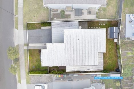 Photo of property in 22 Couldrey Crescent, Red Beach, 0932