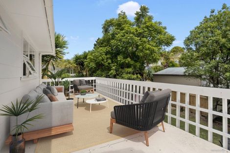 Photo of property in 36 Weatherly Road, Torbay, Auckland, 0630