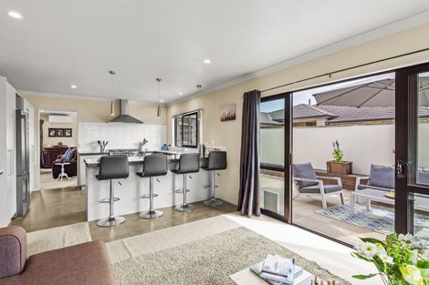 Photo of property in 28 Cottonwood Close, Paraparaumu Beach, Paraparaumu, 5032