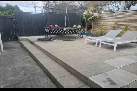 Photo of property in 1/5 Wesley Avenue, Mount Albert, Auckland, 1025
