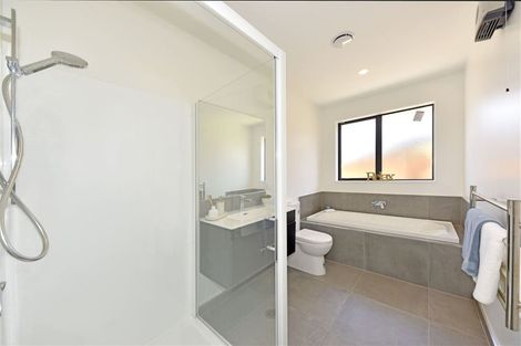 Photo of property in 11 Helen Place, Halswell, Christchurch, 8025