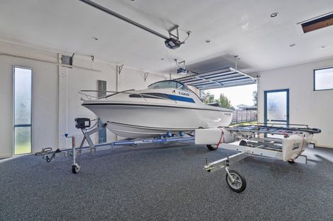 Photo of property in 21 Charles Green Drive, Cooks Beach, Whitianga, 3591