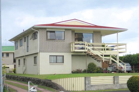 Photo of property in 12 Coppelia Avenue, Omokoroa, 3114