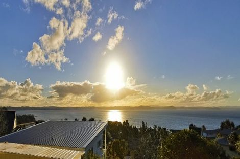 Photo of property in 1 Siesta Terrace, Gulf Harbour, Whangaparaoa, 0930