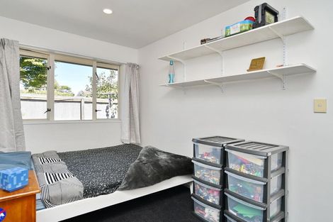 Photo of property in 142c Wainoni Road, Avondale, Christchurch, 8061