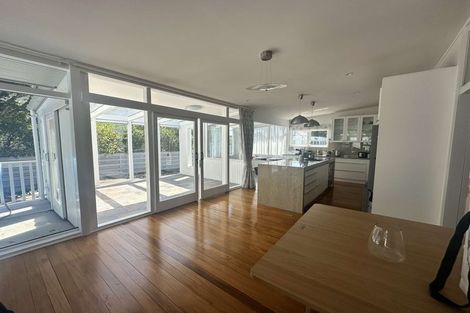 Photo of property in 15 Fancourt Street, Karori, Wellington, 6012