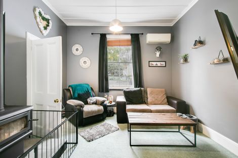 Photo of property in 85 Milton Road, Bluff Hill, Napier, 4110