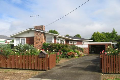 Photo of property in 41 Northcote Road, Hillcrest, Auckland, 0627