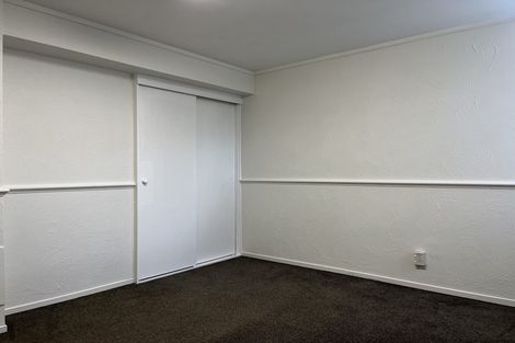 Photo of property in 20 Santiago Crescent, Unsworth Heights, Auckland, 0632