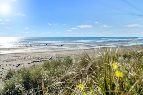 Photo of property in 6 Seaton Street, Strandon, New Plymouth, 4312