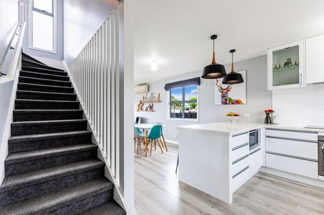 Photo of property in 103a Wharf Road, Te Atatu Peninsula, Auckland, 0610