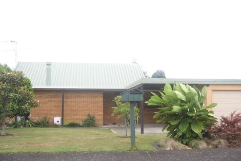 Photo of property in 6 Saunders Place, Te Puke, 3119