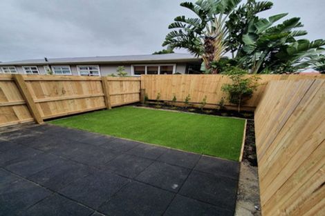 Photo of property in 6/63 Taikata Road, Te Atatu Peninsula, Auckland, 0610