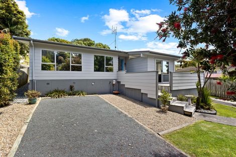 Photo of property in 7 William Hadlow Place, Hatfields Beach, Orewa, 0931