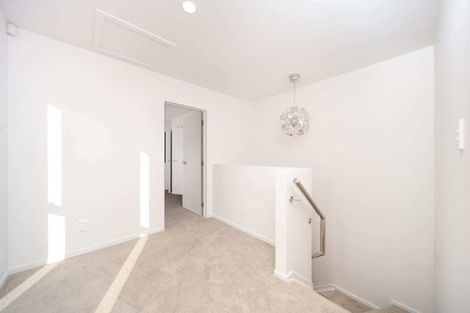 Photo of property in 2/4 Bittern Place, Henderson, Auckland, 0610