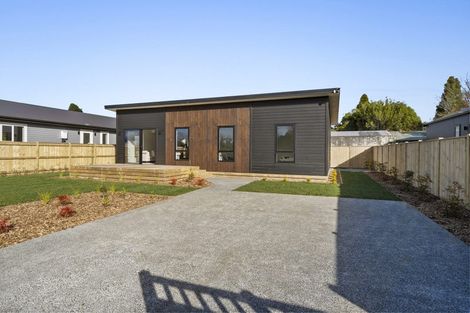 Photo of property in 3 Horoeka Street, Inglewood, 4330