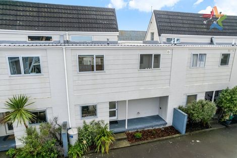 Photo of property in 4/74 Freyberg Street, Lyall Bay, Wellington, 6022