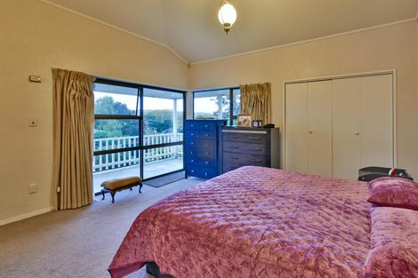 Photo of property in 9 Hazeldene Place, Opaheke, Papakura, 2113