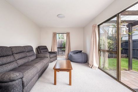 Photo of property in 2/112a Poulson Street, Addington, Christchurch, 8024