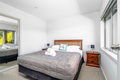 Photo of property in 14 Gould Street, Russell, 0202