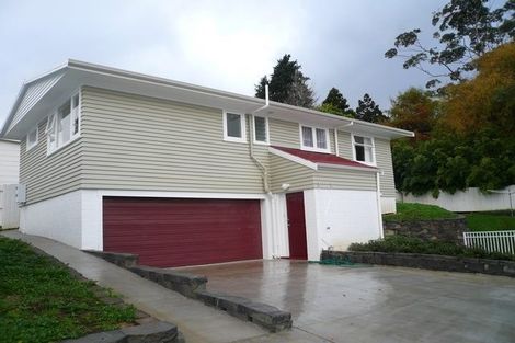Photo of property in 45a Rangeview Road, Sunnyvale, Auckland, 0612