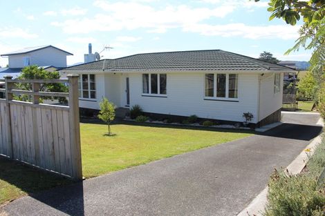 Photo of property in 21 Montgomery Avenue, Onerahi, Whangarei, 0110