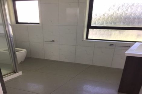 Photo of property in 2/5 Nelson Avenue, Northcote Point, Auckland, 0627