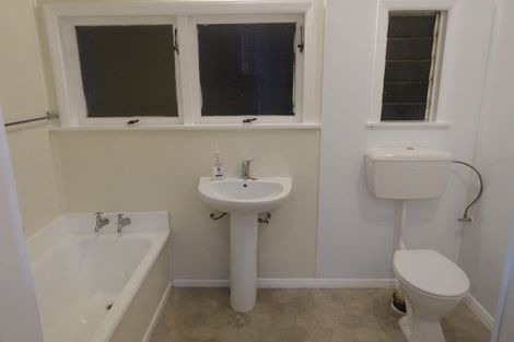 Photo of property in 64 Verviers Street, Karori, Wellington, 6012