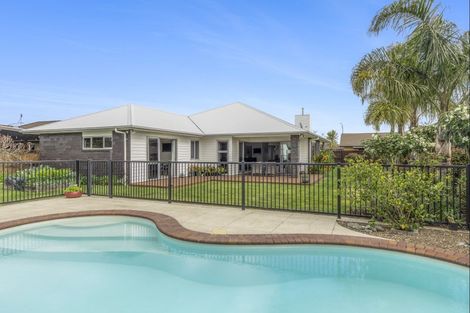 Photo of property in 12 Carnation Court, Cambridge, 3434