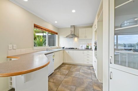 Photo of property in 33 Philomel Crest, Welcome Bay, Tauranga, 3112