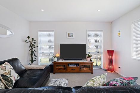 Photo of property in 38 Luxembourg Crescent, Halswell, Christchurch, 8025