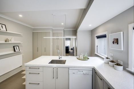 Photo of property in 48 Campbell Street, Havelock North, 4130