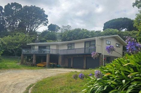 Photo of property in 17 Holly Grove, Maungaraki, Lower Hutt, 5010