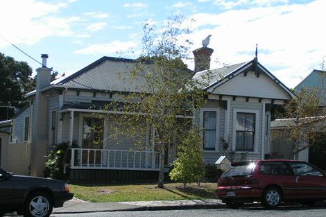 Photo of property in 30 Mariposa Crescent, Birkenhead, Auckland, 0626