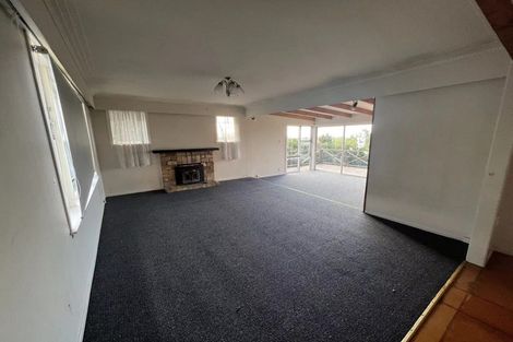 Photo of property in 127 Glengarry Road, Glen Eden, Auckland, 0602
