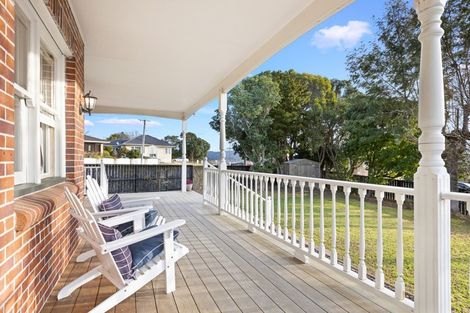 Photo of property in 5 Humphrey Kemp Avenue, Henderson, Auckland, 0612