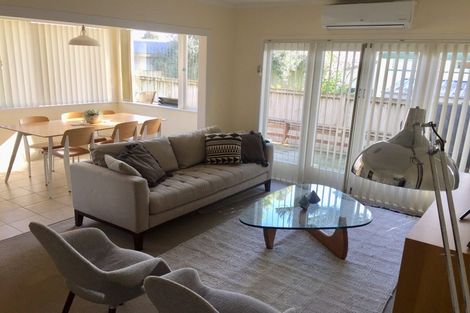 Photo of property in 5 Waipani Road, Te Atatu Peninsula, Auckland, 0610