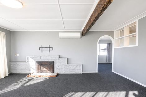 Photo of property in 2 Ngareta Road, Mourea, Rotorua, 3074