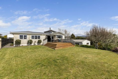 Photo of property in 41 Discovery Place, Marfell, New Plymouth, 4310